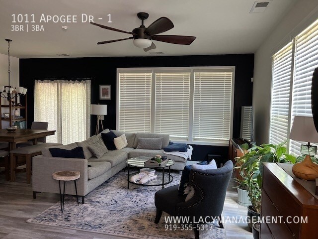 Photo - 1011 Apogee Dr