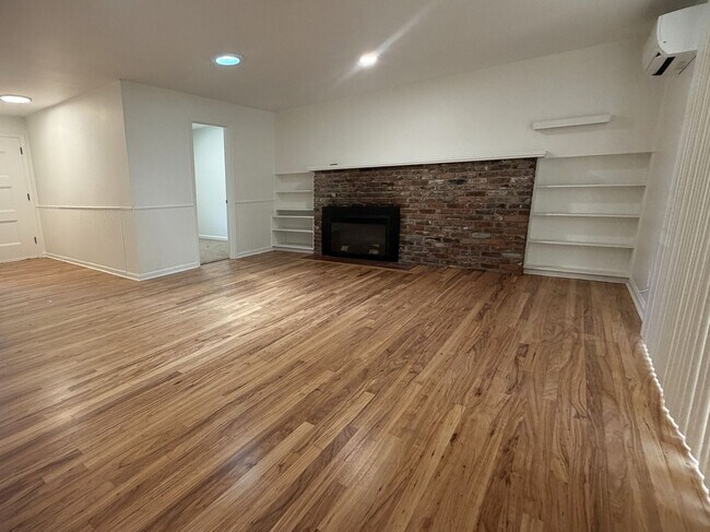 Photo - 2885/2887 Harlow Rd Unidad 2887