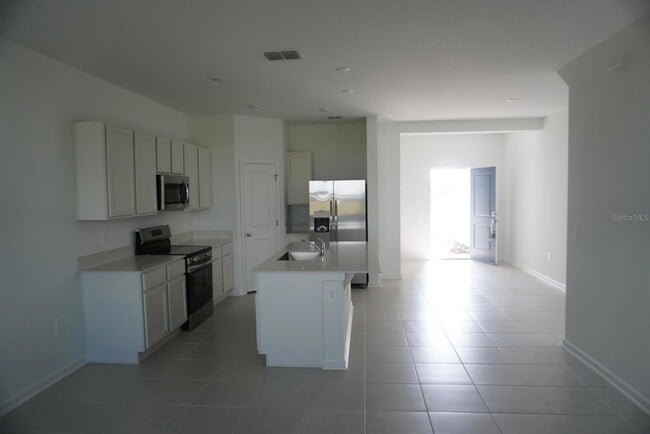 Photo - 2975 Maloof Dr