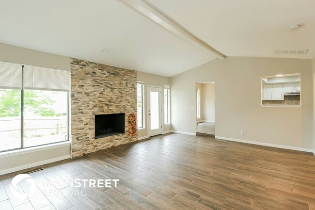 Photo - 2133 Running Branch Rd