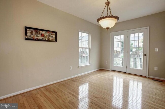 Photo - 9611 Normanton Way