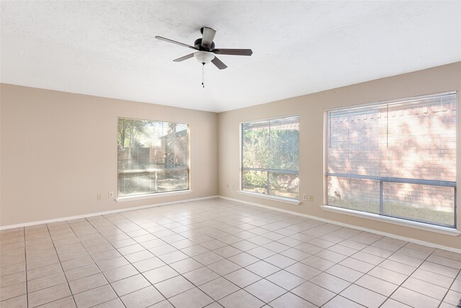 Photo - 8915 Beau Monde Dr