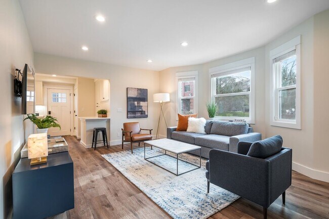 Photo - 2bd/1ba Seattle Home