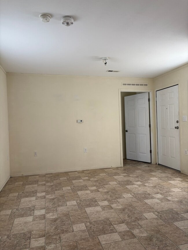 Photo - 17025 Wellborn Rd