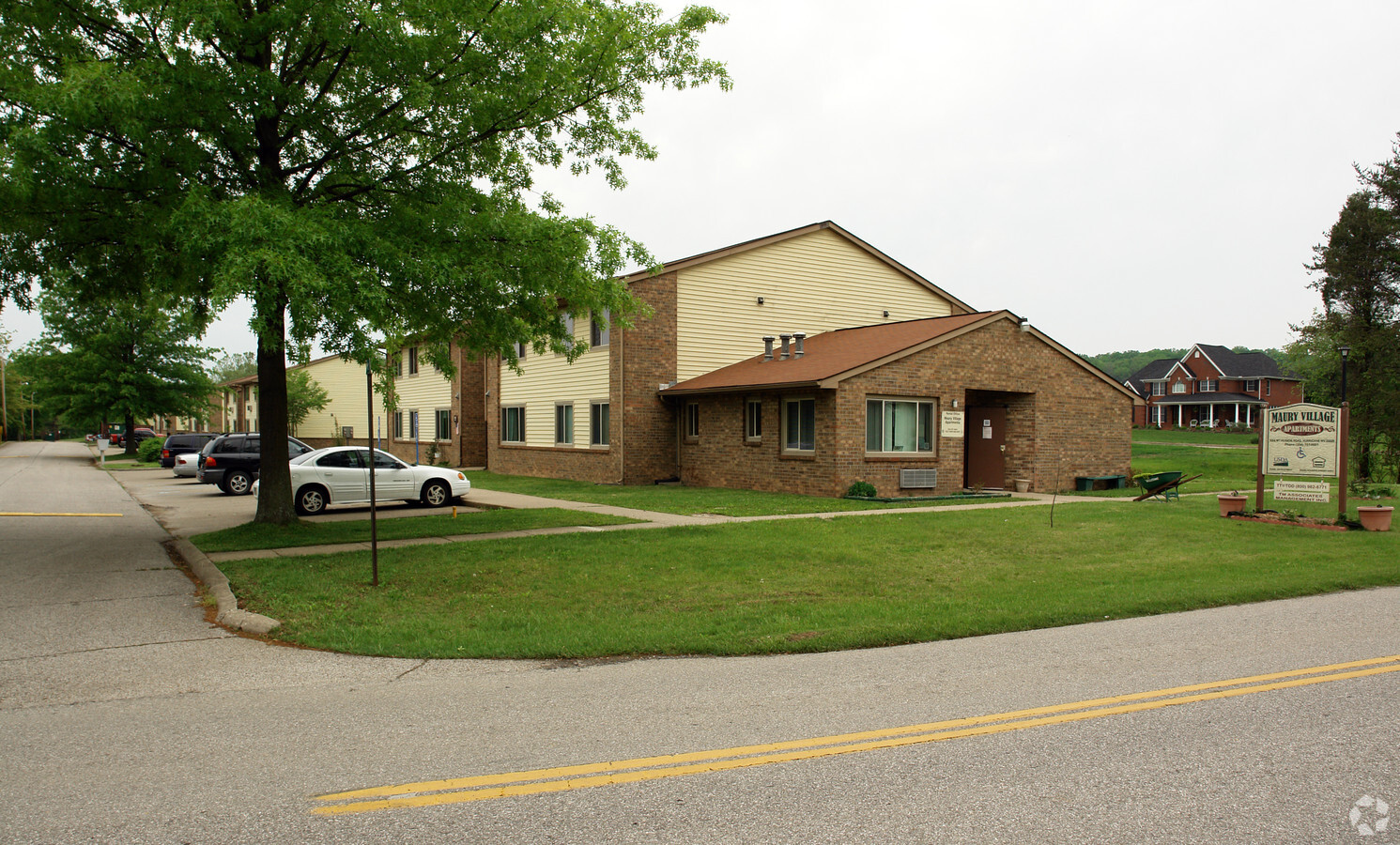 Maury Village Apartments - Maury Village Apartments