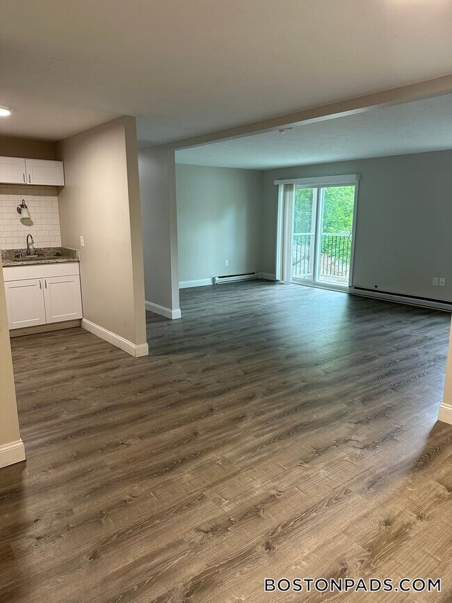 Photo - 310 Thompson Rd Unidad 322