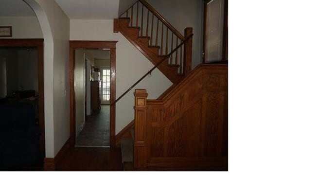 Photo - 412 W Vine St