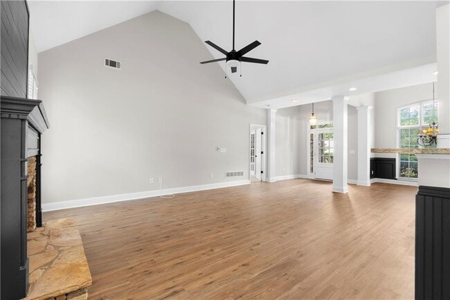 Photo - 65 Riverwood View