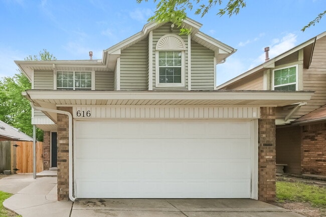 Building Photo - 616 Stoneridge Dr