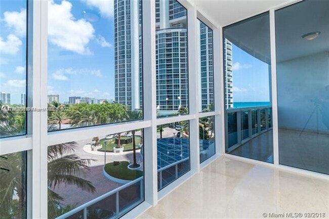 Building Photo - 18101 Collins Ave Unit 18101 Collins Ave appt 603 Rental