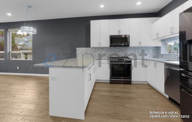 Photo - 2614 S Dearborn St