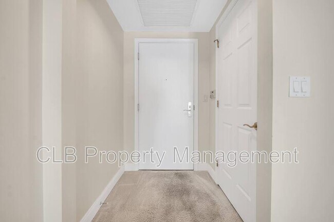 Photo - 241 Riverside Dr Unit 905