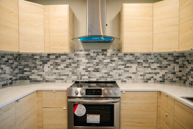 Photo - 6820 NE Vancouver Mall Dr