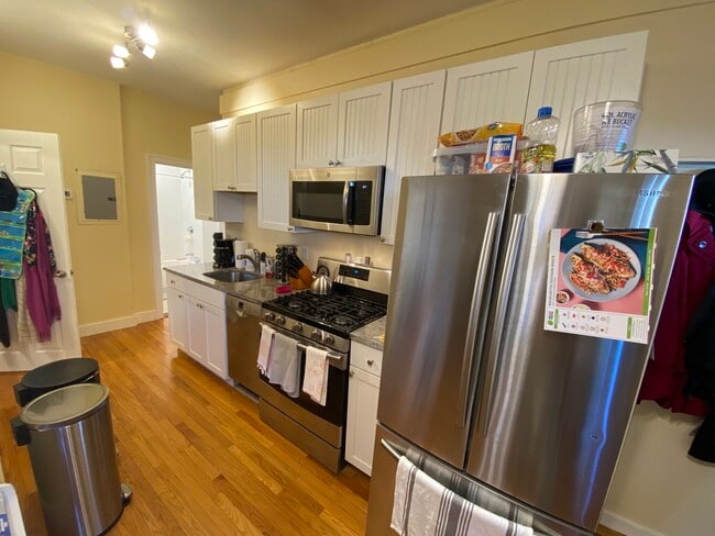 39 Cross St Unit 1
