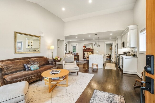 Photo - ELEGANT AND SPACIOUS 5 BEDROOM 3 FULL BATHROOM HOME IS AVAILABLE 3-1-2026  IN THE ROSEMARY HILLS ...