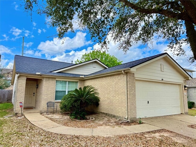 Photo - 3819 Banks Ridge Ln