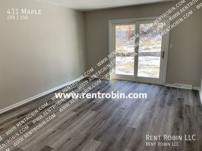 Photo - 431 Maple-