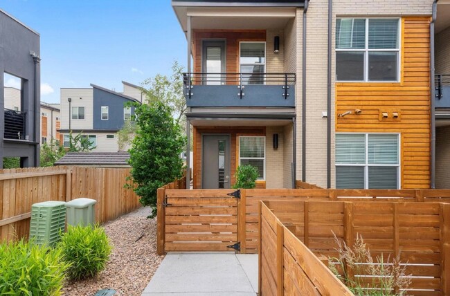 Photo - 3521 W 16th Ave