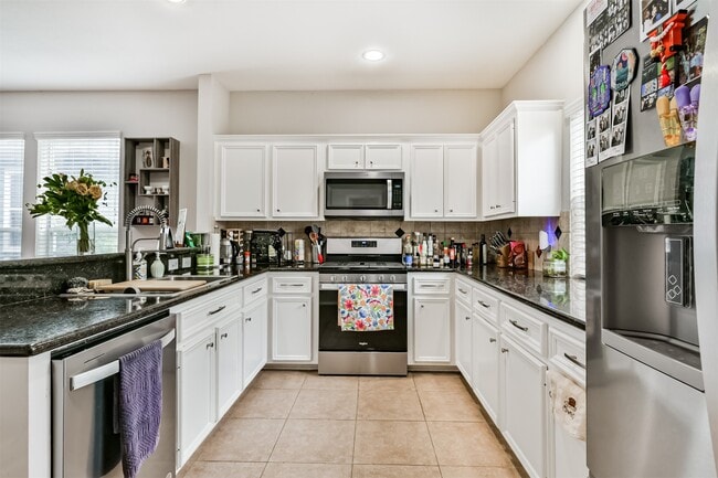Photo - 1715 Stuart St