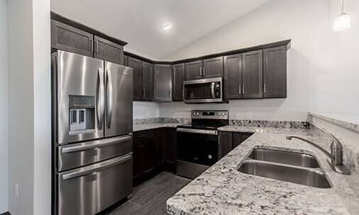 Boulder Creek Apartments