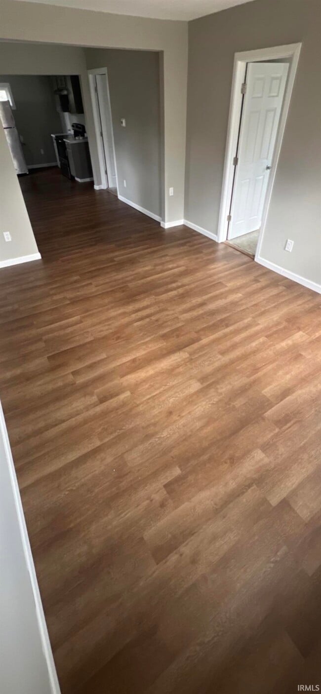 Photo - 3303 Harvester Ave