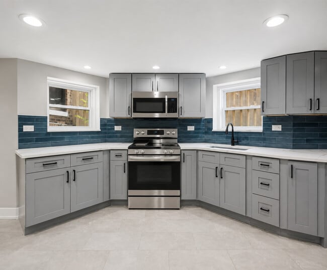Photo - 4108 N Cicero Ave