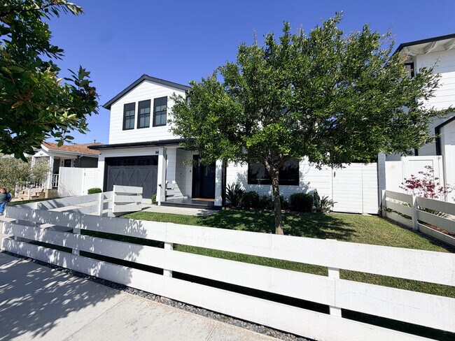 1400 Manzanita Ln