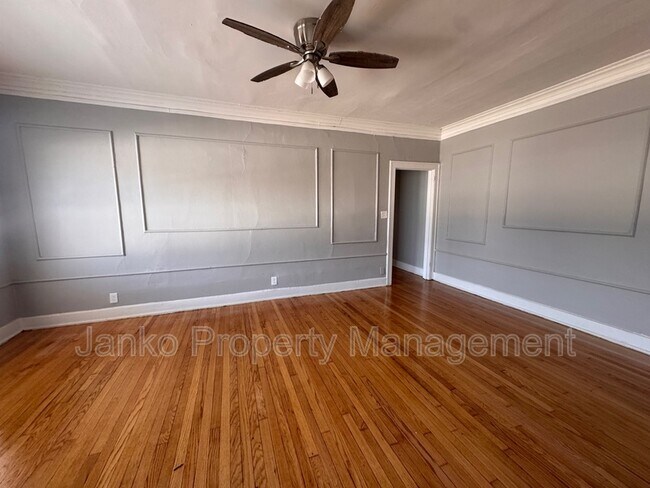 Photo - 37 W 14th Pl Unit 1