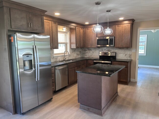 Photo - 2702 Newkirk Ave