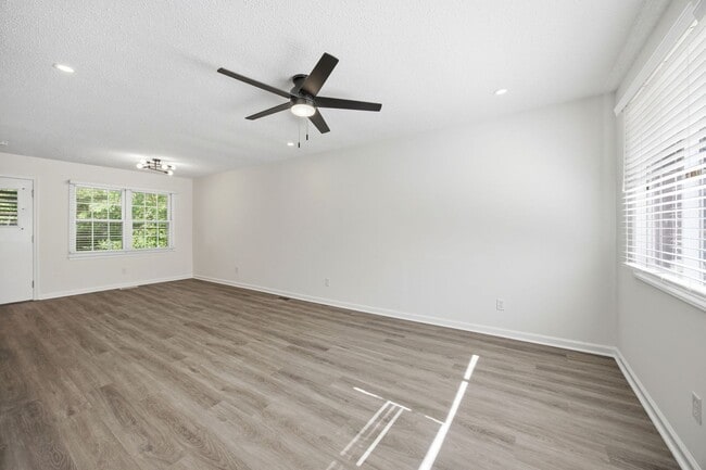 Photo - Fully Renovated 3 Bed / 2 Bath Ranch Near Downtown Raleigh & the Greenway!