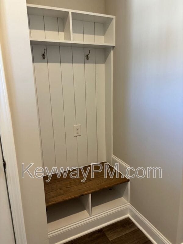 Photo - 2099 Denmark Ave SE