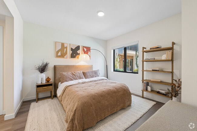 B2.2 - 2BR, 2BA - 1,178SF - Primary Bedroom