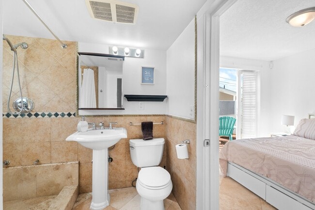 Photo - 7822 Sycamore Drive