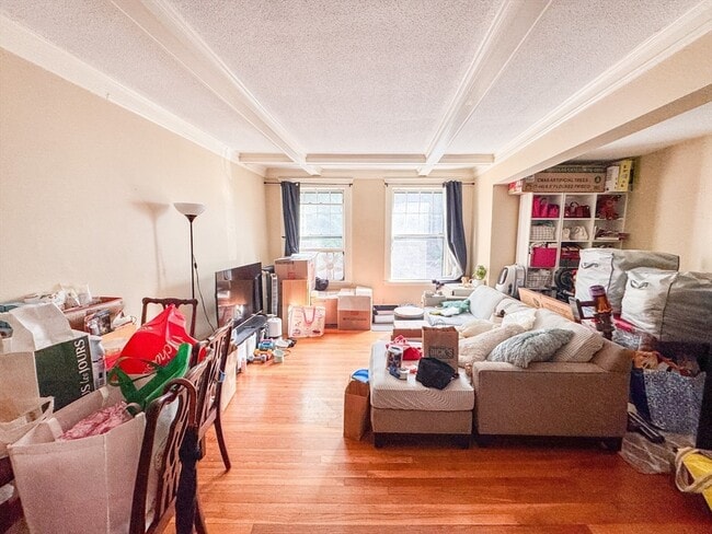 Building Photo - 30 Kinross Rd Unit 6 Rental