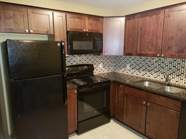 Photo - Southwood Village Apartments