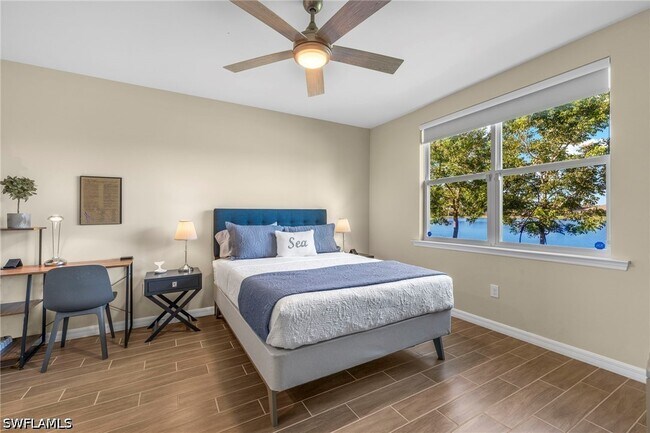 Photo - 14644 Edgewater Cir