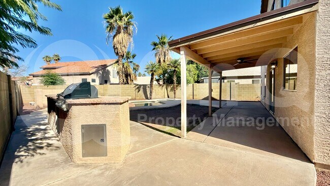 Photo - 1338 E Park Ave