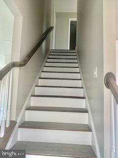 Photo - 170 Settlers Way