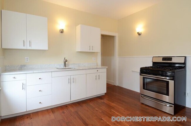 Photo - 26 Taft St Unit 2