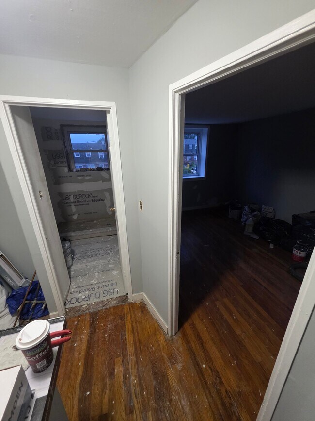 2718 Norland Rd