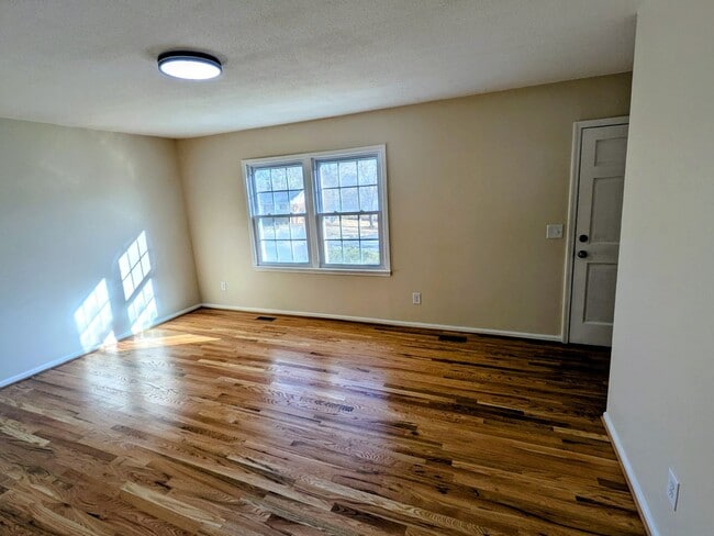 Photo - 1028 Gales Ave