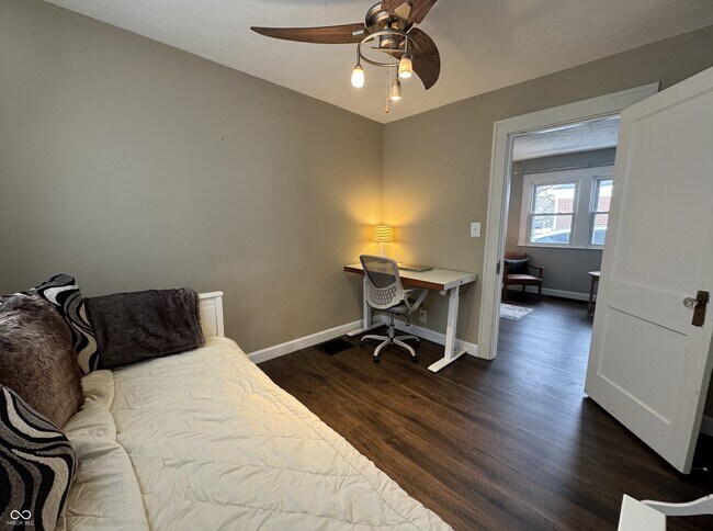 Photo - 6186 Evanston Ave