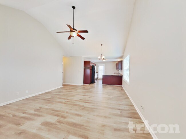 Photo - 1037 Dwight Eisenhower Way