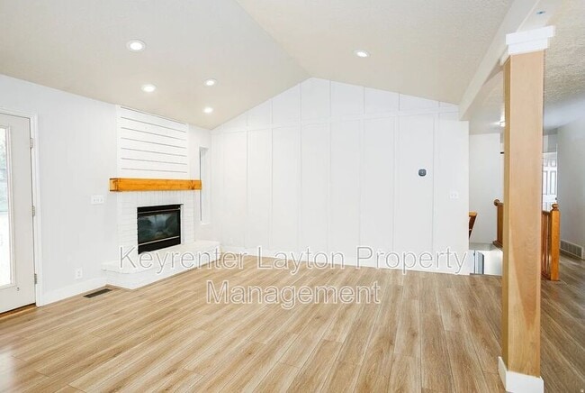 Photo - 1306 N Thornfield Rd