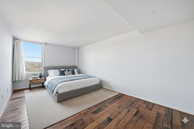 Photo - 4600 Duke St Unit 1623