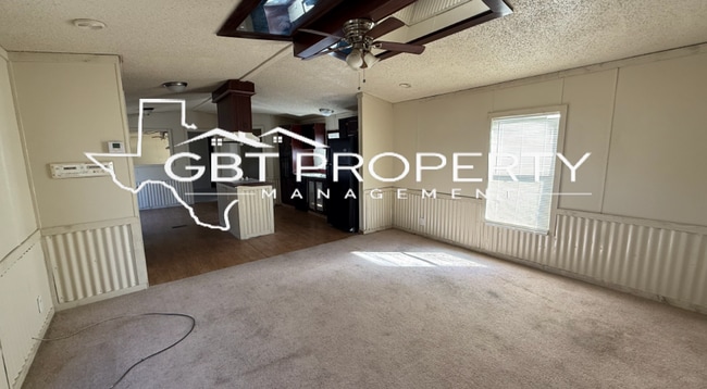 Photo - 2/1 in Bremond