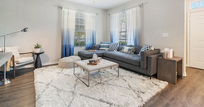 Windermere at Lakes Edge Apartments
