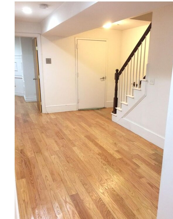 Photo - 64 Louis Prang St