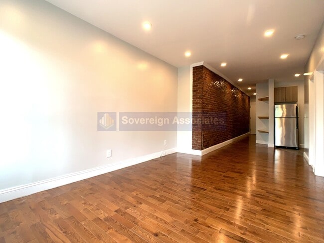 Photo - 184 Nagle Ave Unit 3G