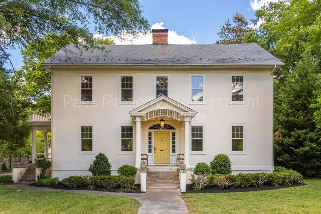 Photo - 1404 Wilmington Ave W